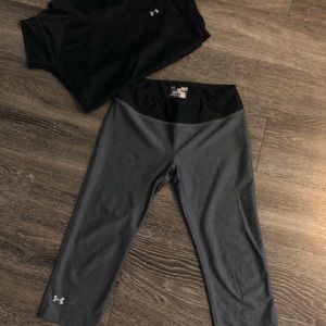 Black and gray UA cropped leggings